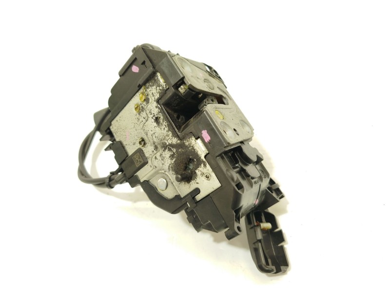 CERRADURA PUERTA TRASERA DERECHA 825020001R 
