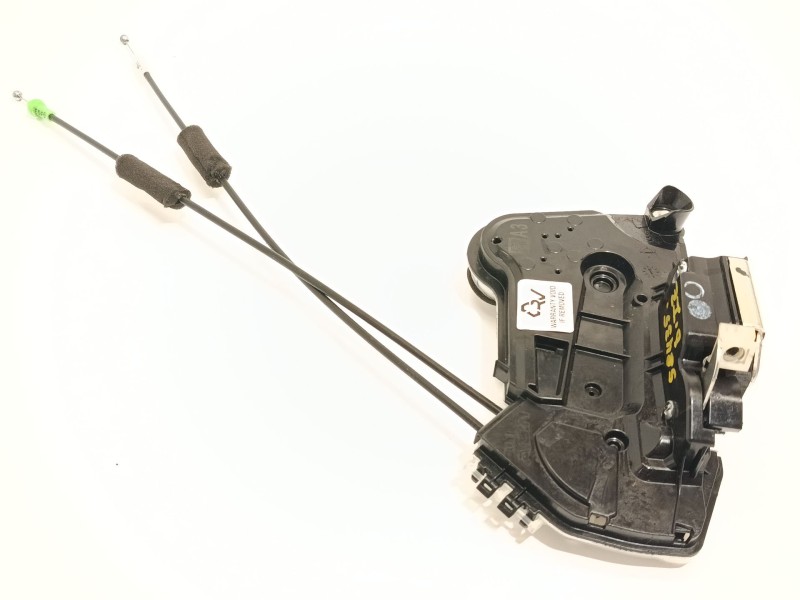 CERRADURA PUERTA DELANTERA IZQUIERDA 690400H060 