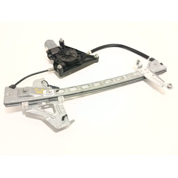 ELEVALUNAS DELANTERO DERECHO 698100H031 122700