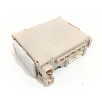 CAJA RELES / FUSIBLES 827300H040 892210H030 