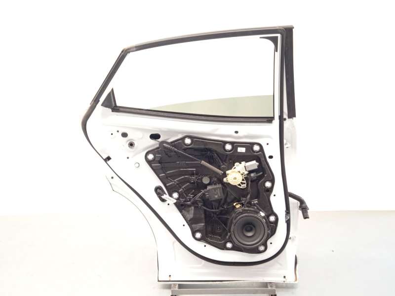 Recambio de puerta trasera izquierda para ford puma (j2k, cf7) 1.0 ecoboost referencia OEM IAM 2405669 - Blanco 4