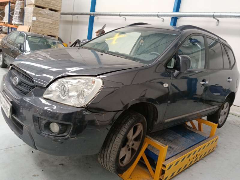 KIA CARENS III MONOSPACE (UN)