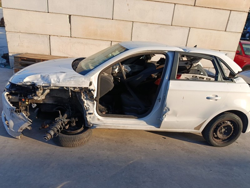 AUDI A1 (8X1, 8XK)