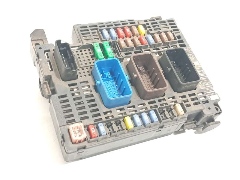 CAJA RELES / FUSIBLES 9810296080 