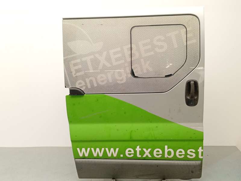 Recambio de puerta lateral corredera derecha para nissan primastar autobús (x83) dci 120 referencia OEM IAM 8210000QAG - Plata