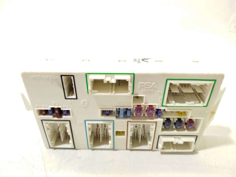 Recambio de caja reles / fusibles para peugeot 5008 ii (mc_, mj_, mr_, m4_) 1.2 (mrhnyh, mrhnyw, mrhnsj, mrhnsu, mrhnsm) referen - Azul 4