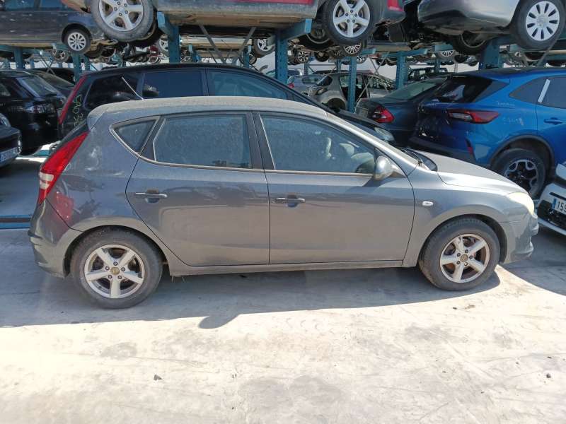 HYUNDAI I30 (FD)