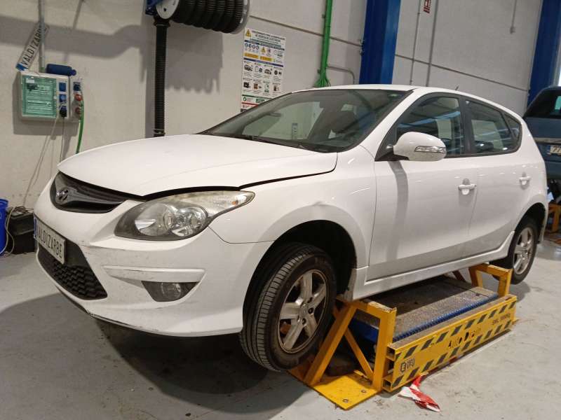 HYUNDAI I30 (FD)