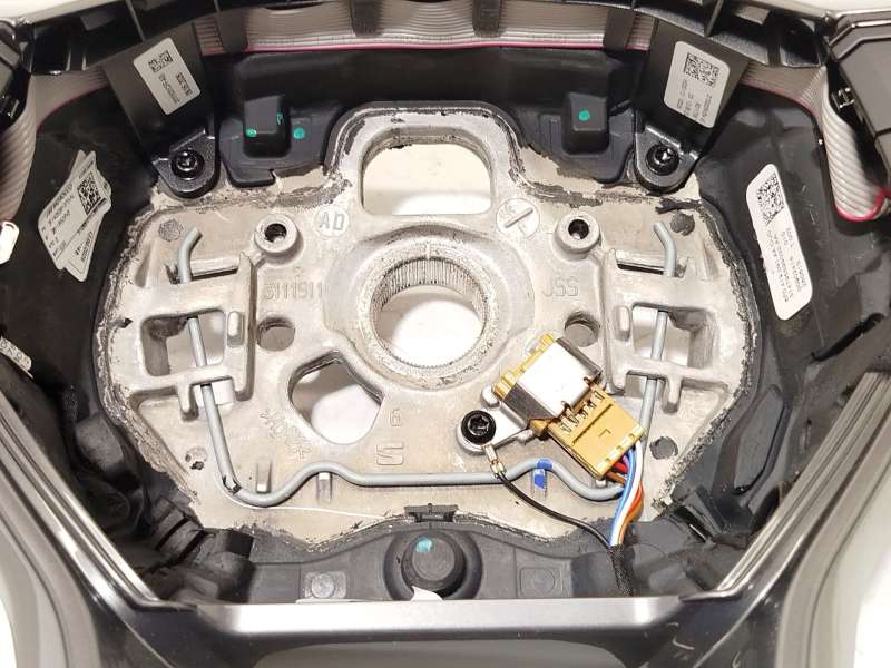 Recambio de volante para seat arona (kj7, kjp) 1.0 tsi referencia OEM IAM 6F0419091AACUD - Azul 4