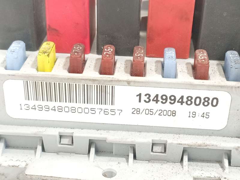 Recambio de caja reles / fusibles para peugeot boxer furgoneta 2.2 hdi 100 referencia OEM IAM 1349948080 - Blanco 4