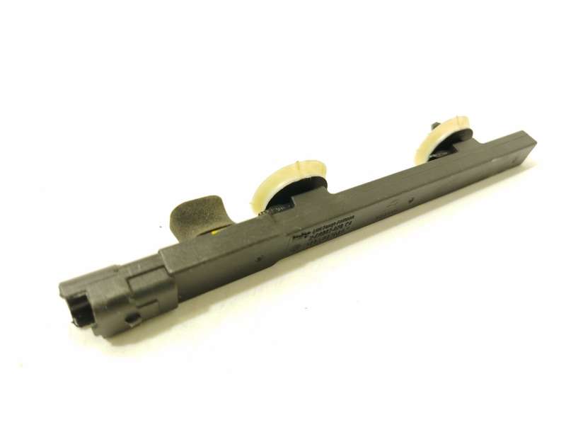Recambio de antena para peugeot 5008 ii (mc_, mj_, mr_, m4_) 1.2 (mrhnyh, mrhnyw, mrhnsj, mrhnsu, mrhnsm) referencia OEM IAM 982 - Azul