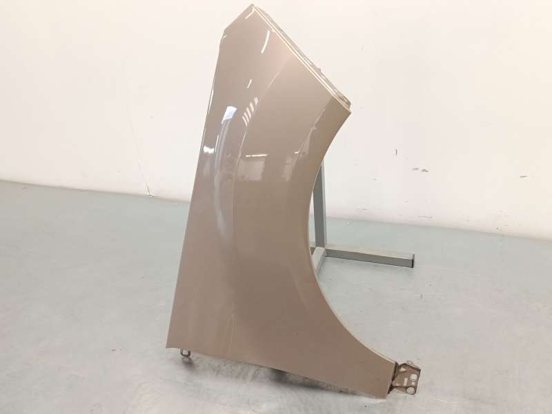 Recambio de aleta delantera derecha para ford ecosport 1.0 ecoboost referencia OEM IAM 2177432 - Crema 2