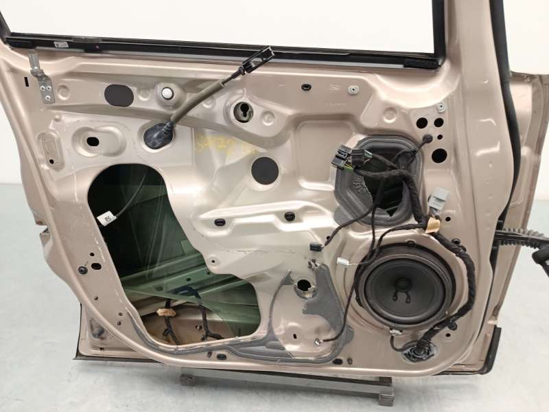 Recambio de puerta delantera izquierda para ford ecosport 1.0 ecoboost referencia OEM IAM 2400874 - Crema 7