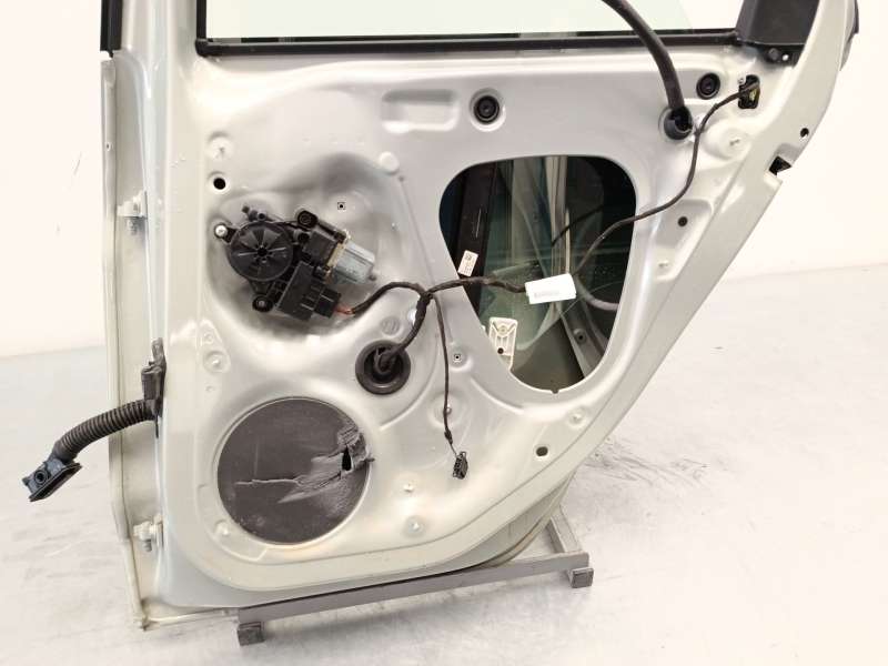 Recambio de puerta trasera derecha para audi a1 sportback (gba) 30 tfsi referencia OEM IAM 82G833052 5