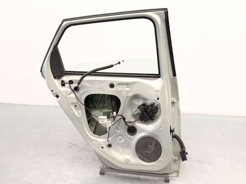 Recambio de puerta trasera izquierda para audi a1 sportback (gba) 30 tfsi referencia OEM IAM 82G833051 5