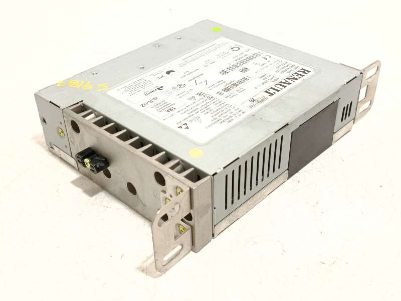 Recambio de sistema audio / radio cd para renault megane iv hatchback (b9a/m/n_) 1.5 dci 110 (b9a3) referencia OEM IAM 281155252 - Blanco