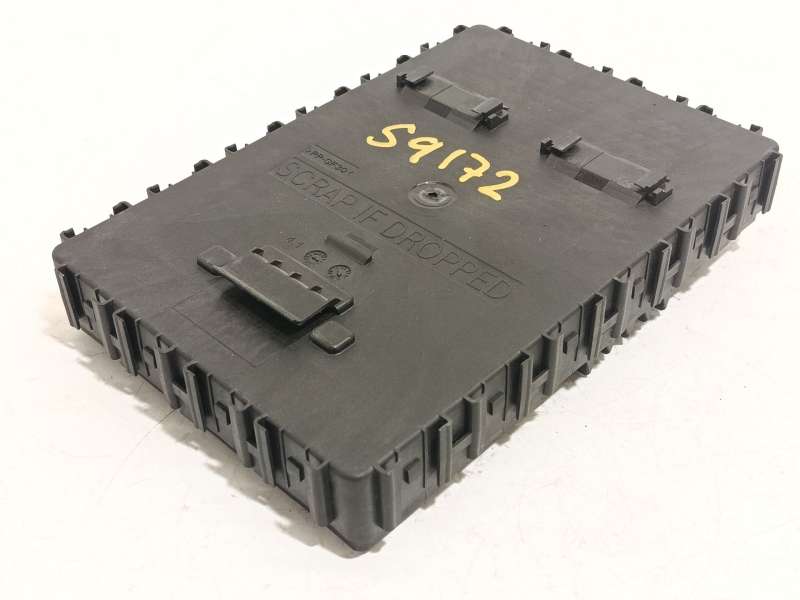 Recambio de caja reles / fusibles para ford ecosport 1.0 ecoboost referencia OEM IAM HU5T15604BCS 2314565 F005V02883 - Crema 3