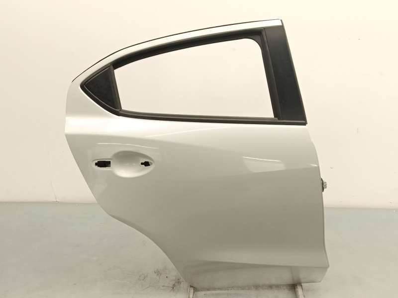 Recambio de puerta trasera derecha para mazda 2 hatchback (dl, dj) 1.5 skyactiv-g m hybrid referencia OEM IAM DBY07202XF - Plata