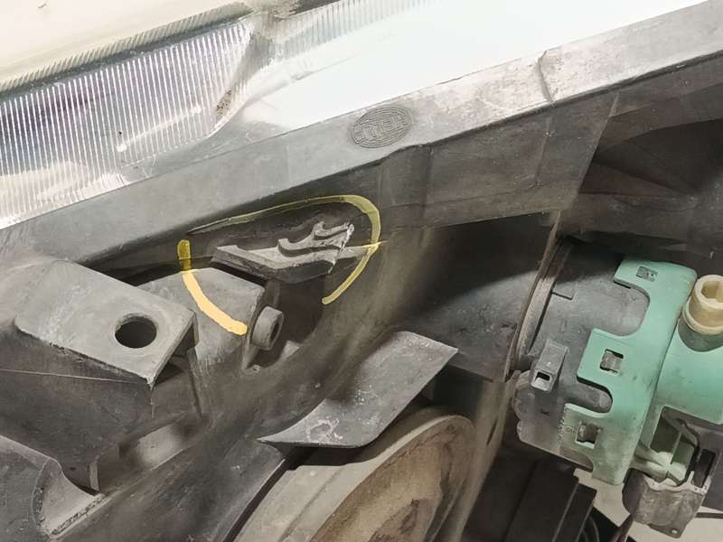 Recambio de faro derecho para renault scénic ii (jm0/1_) 1.5 dci (jm1f) referencia OEM IAM 7701071368 - Negro 5