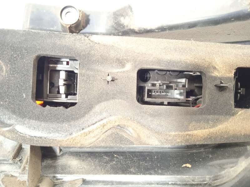 Recambio de piloto trasero izquierdo para citroën c4 grand picasso i (ua_) 1.6 hdi referencia OEM IAM 6350AC - Negro 4