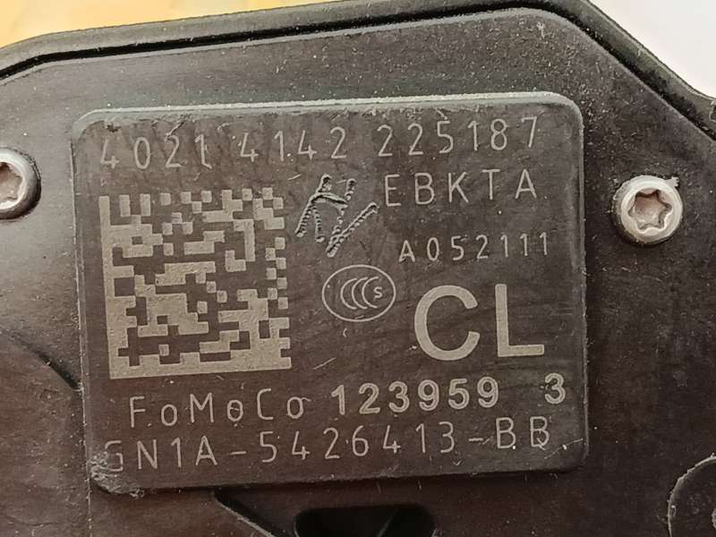Recambio de cerradura maletero / porton para ford ecosport 1.0 ecoboost referencia OEM IAM GN1A5426413BB 2411512 - Crema 5