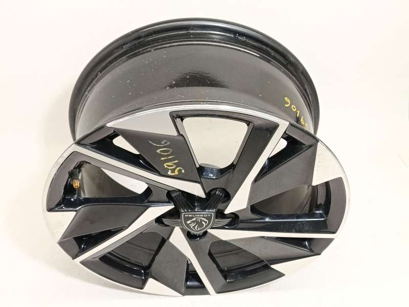 Recambio de llanta para peugeot 308 sw allure hybrid 145 referencia OEM IAM 9835057580 98096873EH - Verde 3
