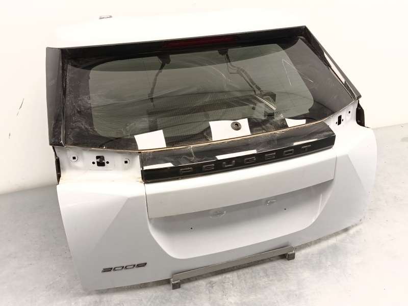 Recambio de porton trasero para peugeot 2008 ii (ud_, us_, uy_, uj_, ur_, uc_) 1.2 puretech 100 referencia OEM IAM 9831045880 98 - Blanco