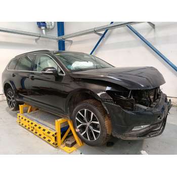 VOLKSWAGEN PASSAT B8 Variant (3G5, CB5) de desguace