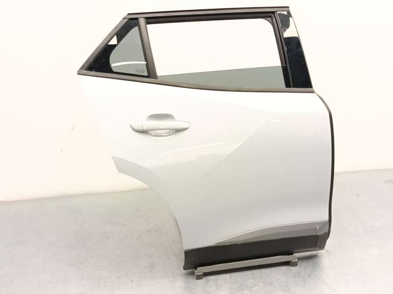 Recambio de puerta trasera derecha para peugeot 2008 ii (ud_, us_, uy_, uj_, ur_, uc_) 1.2 puretech 100 referencia OEM IAM 98310 - Blanco 2