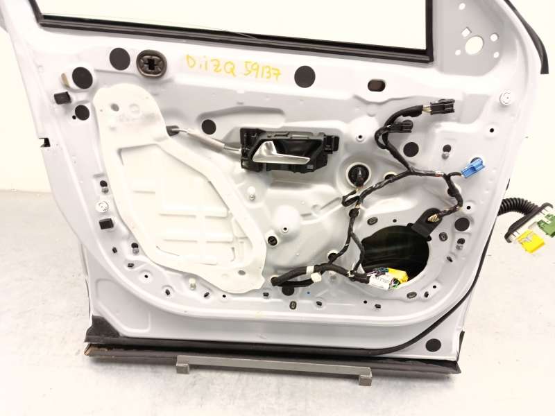 Recambio de puerta delantera izquierda para peugeot 2008 ii (ud_, us_, uy_, uj_, ur_, uc_) 1.2 puretech 100 referencia OEM IAM 9 - Blanco 5