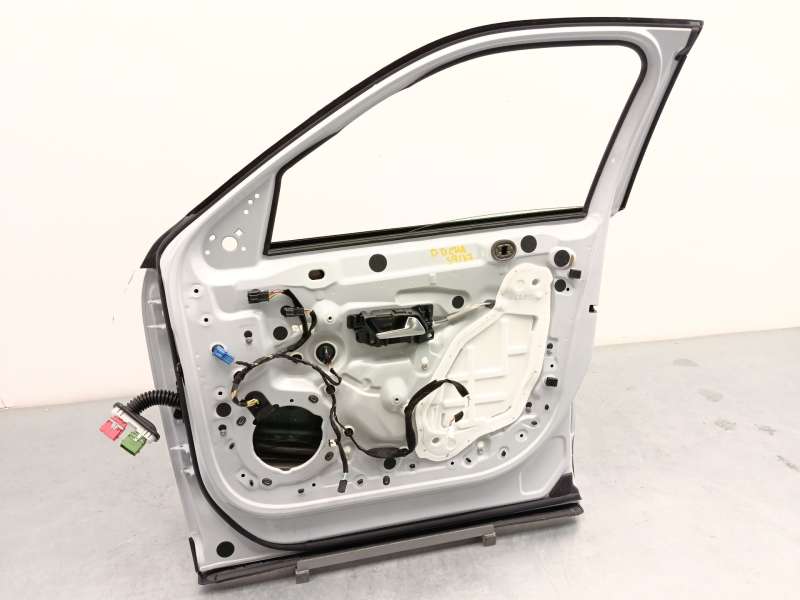 Recambio de puerta delantera derecha para peugeot 2008 ii (ud_, us_, uy_, uj_, ur_, uc_) 1.2 puretech 100 referencia OEM IAM 983 - Blanco 4