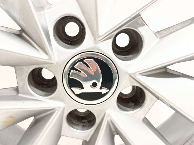 Recambio de llanta para skoda kamiq (nw4) 1.0 tsi referencia OEM IAM 657601025AJ - Gris 4