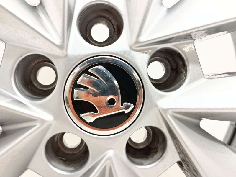 Recambio de llanta para skoda kamiq (nw4) 1.0 tsi referencia OEM IAM 657601025AJ - Gris 4