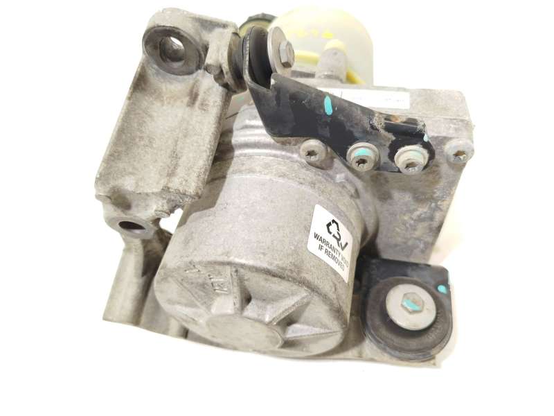 Recambio de bomba servodireccion para nissan kubistar furgoneta (x76) 1.5 dci 70 referencia OEM IAM 8200718096 - Blanco 3