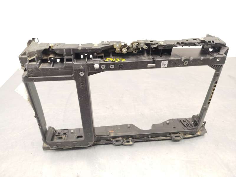 Recambio de panel frontal para peugeot 2008 ii (ud_, us_, uy_, uj_, ur_, uc_) 1.2 puretech 100 referencia OEM IAM 9863392280 - Blanco