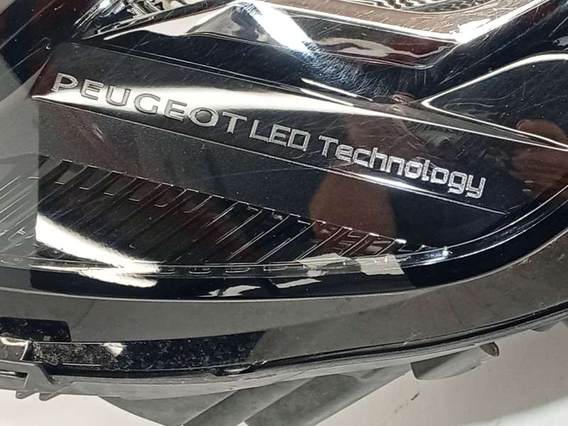 Recambio de faro derecho para peugeot 2008 ii (ud_, us_, uy_, uj_, ur_, uc_) 1.2 puretech 100 referencia OEM IAM 9855524880  LA9 - Blanco 3