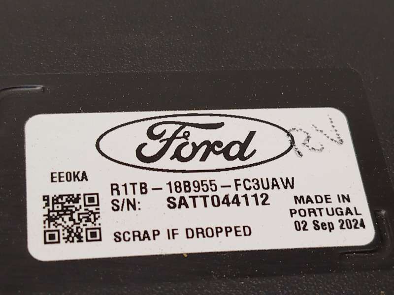 Recambio de pantalla multifuncion para ford puma (j2k, cf7) 1.0 ecoboost mhev referencia OEM IAM R1TB18B955FC3UAW 2857860 - Blanco 5