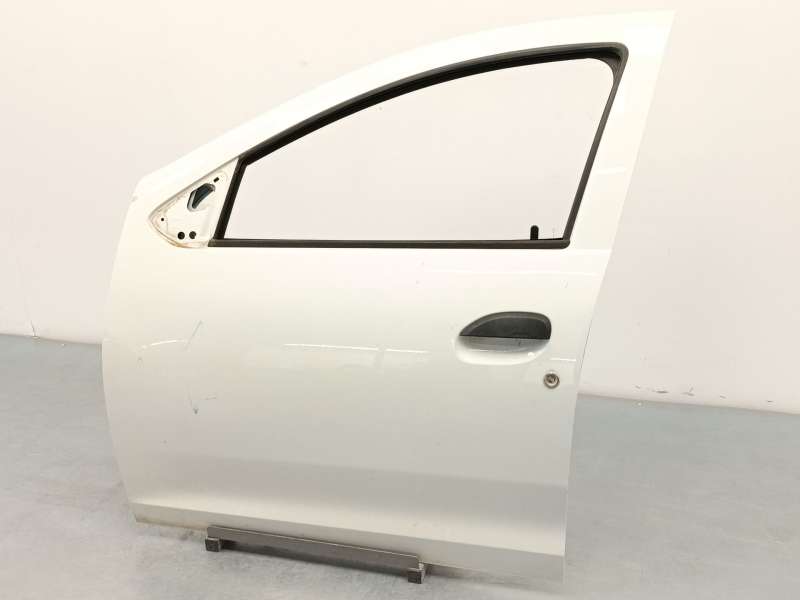 Recambio de puerta delantera izquierda para dacia sandero ii (b8_) 1.0 sce 75 (b8jc, b8jd) referencia OEM IAM 801012479R - Blanco 2