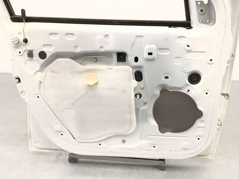 Recambio de puerta delantera izquierda para dacia sandero ii (b8_) 1.0 sce 75 (b8jc, b8jd) referencia OEM IAM 801012479R - Blanco 5