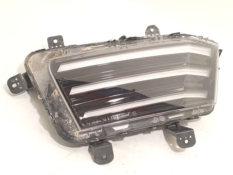 Recambio de piloto delantero derecho para peugeot 2008 ii (ud_, us_, uy_, uj_, ur_, uc_) 1.2 puretech 100 referencia OEM IAM 985 - Blanco
