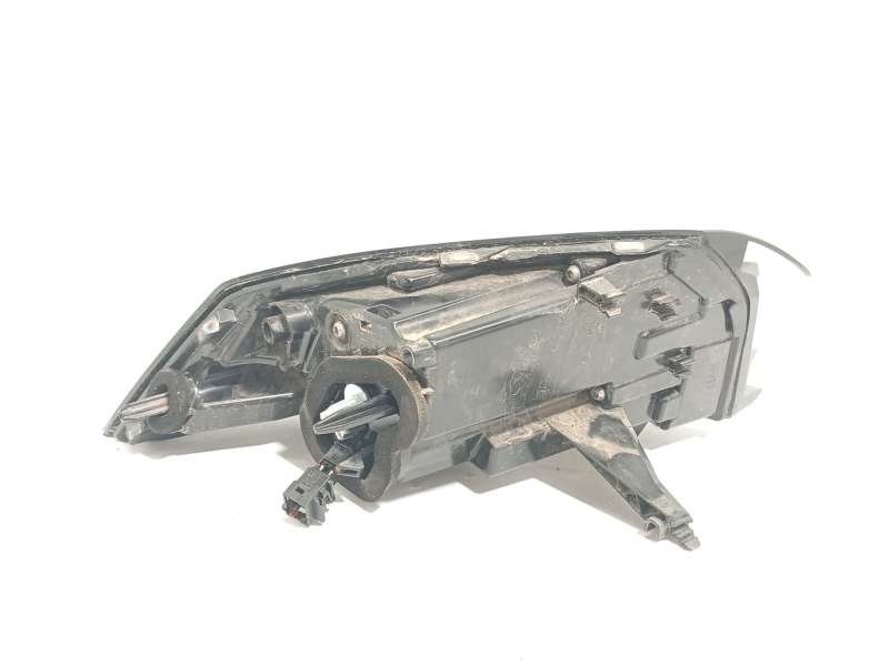 Recambio de piloto trasero derecho para peugeot 2008 ii (ud_, us_, uy_, uj_, ur_, uc_) 1.2 puretech 100 referencia OEM IAM 98504 - Blanco 4