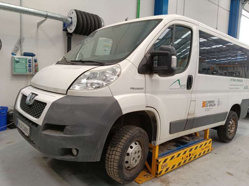 PEUGEOT BOXER AUTOBÚS