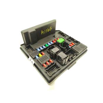 CAJA RELES / FUSIBLES 284B7JD03C 