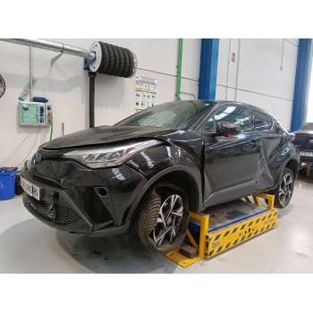 toyota c-hr (_x1_) del año 2023