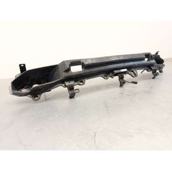REFUERZO PARAGOLPES TRASERO 86630J7301 