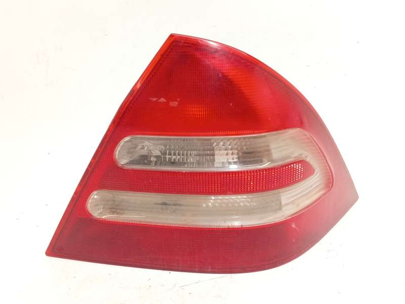 PILOTO TRASERO DERECHO A2038200264 
