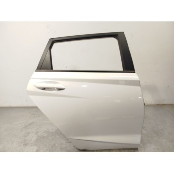 PUERTA TRASERA DERECHA 77004Q0400 