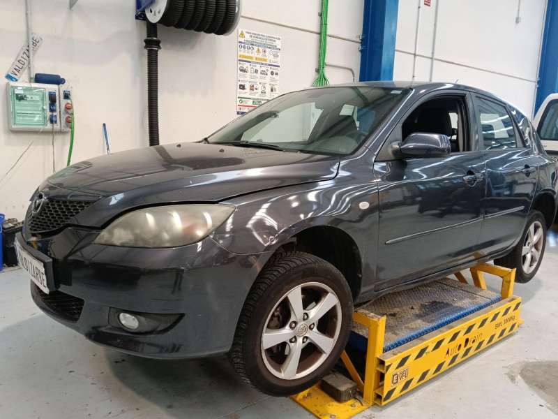 MAZDA 3 (BK)