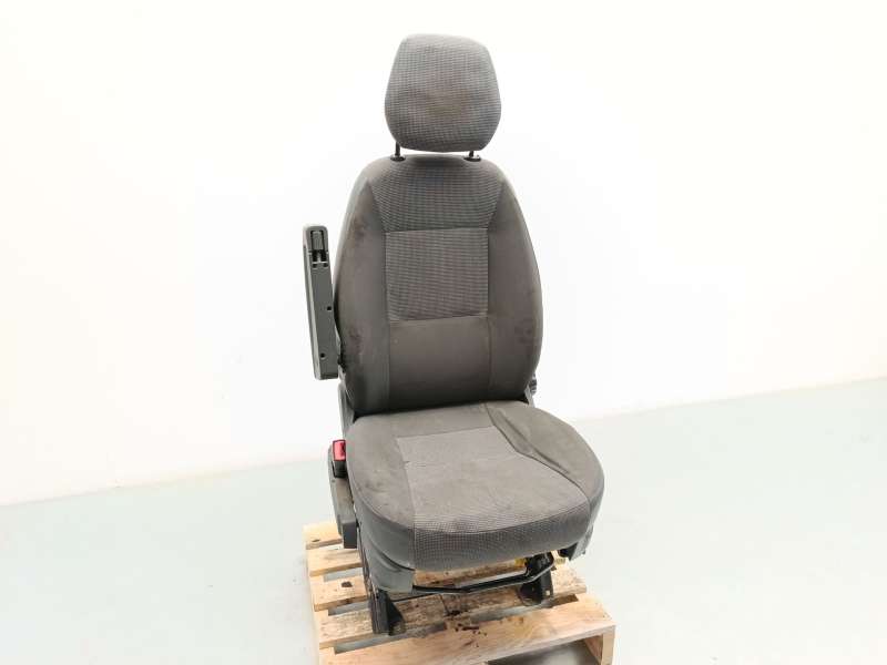 ASIENTO DELANTERO IZQUIERDO NOREF 