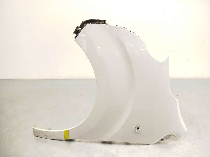 ALETA DELANTERA IZQUIERDA SU001A4222 